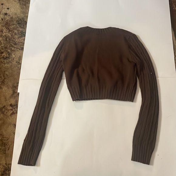 Cute fitted knitted sweater - Picture 2 of 3